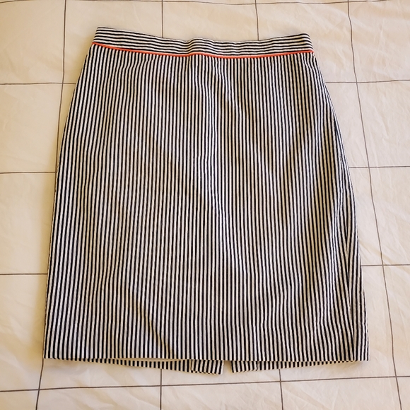 J. Crew Dresses & Skirts - ⚡️CLEARANCE⚡️JCREW Petite Pencil Skirt